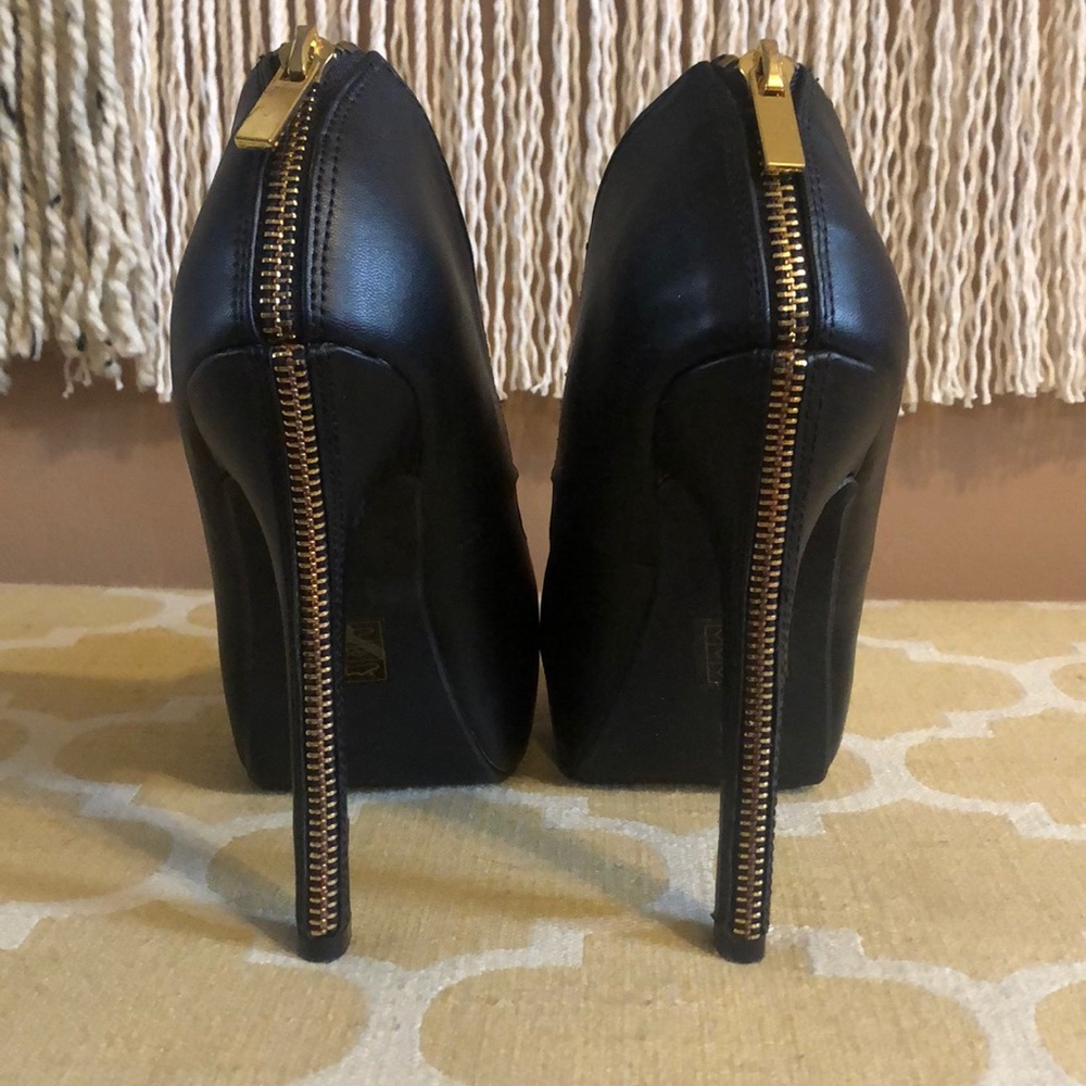 CALL IT SPRING - Zipper back heels